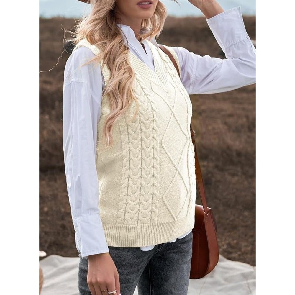 Evaless Beige Solid Cable Knit V-Neck Button Front Sweater Vest Women M